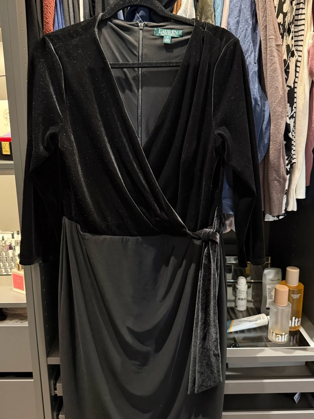 Lauren Ralph Lauren Black Velvet Wrap Dress Size 12 Long Sleeve - Picture 8 of 8